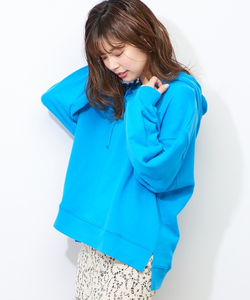 natural couture（ナチュラルクチュール）の「キーネック裏毛パーカー（Tシャツ/カットソー・レディース・ブラック/ベージュ/オフホワイト/ブルー・FREE）」の15枚目の写真