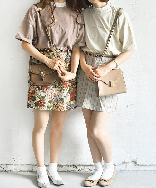 PairPair（ペアペア）の「フリルレース付チビロゴＴシャツ(レディース)（Tシャツ/カットソー・レディース・アイボリー/モカ/ラベンダー・FREE）」の5枚目の写真