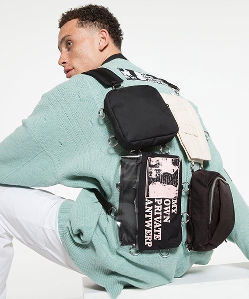 RAF SIMONS(ラフシモンズ)の「Raf Simons × EASTPAK RS Pocketbag Loop(バックパック/リュック)」|ホワイト×ブラック