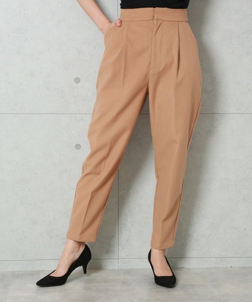 n'ee-ne(ネーネ)の「ツイル起毛テーパードパンツ(その他パンツ・レディース・ブラック/ベージュ/ミント/ピンク/ライトグレー・FREE)」の1枚目の写真