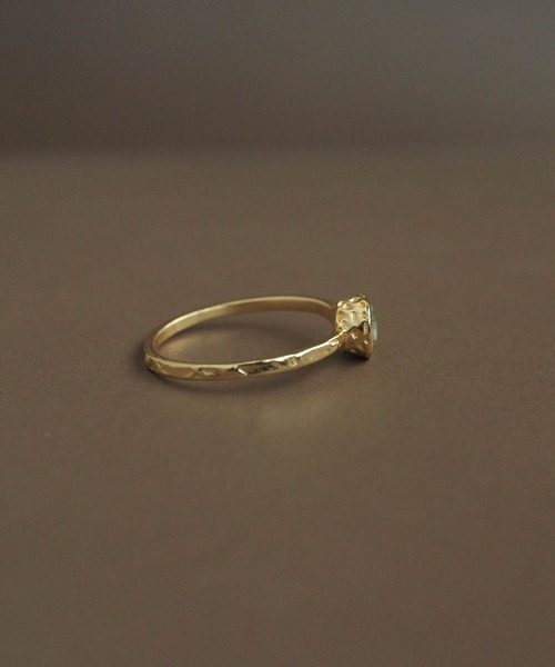 Newport(ニューポート)の「Natural stone ring:ナチュラル ストーンリング(リング・レディース・ゴールド/ゴールド系その他/ゴールド系その他2/ゴールド系その他3/ゴールド系その他4/ゴールド系その他5・#13/#9/#11)」の8枚目の写真