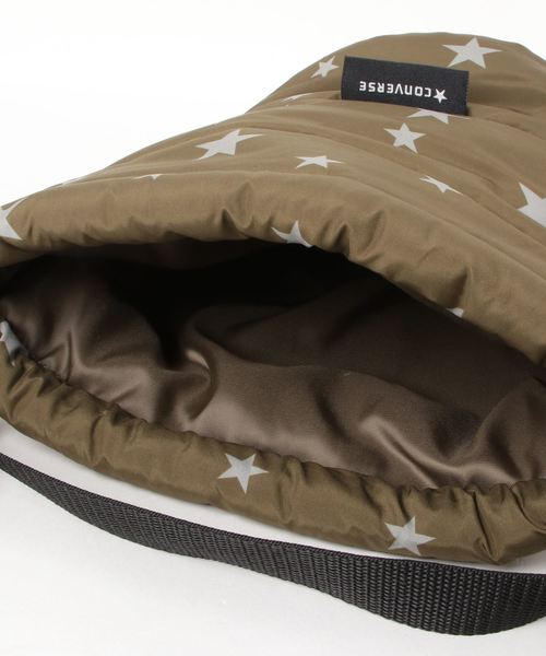 CONVERSE（コンバース）の「CONVERSE　STAR PUFFER DRAWSTRING 巾着BAG（ショルダーバッグ・レディース・カーキ/ベージュ/ブラック/イエロー・FREE）」の7枚目の写真