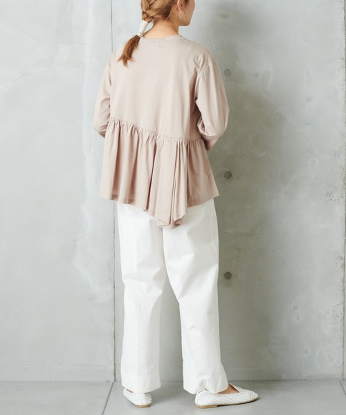 PUAL CE CIN(ピュアルセシン)の「【Du noir】斜めハギカットソー(Tシャツ/カットソー・レディース・チャコールグレー/ブラック/ベージュ・FREE)」の10枚目の写真