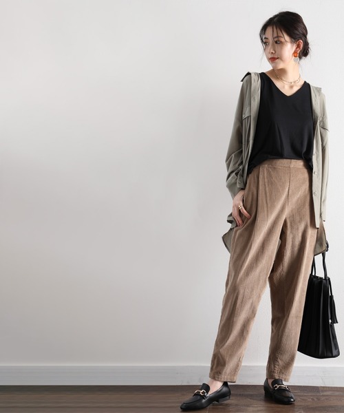 classicalelf（クラシカルエルフ）の「キッズ 無地テーパードパンツ(フルレングス)（その他パンツ・キッズ・ベージュ/モカ/チャコール・130/140/150）」の6枚目の写真