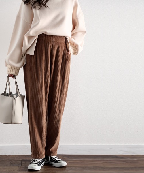 classicalelf（クラシカルエルフ）の「キッズ 無地テーパードパンツ(フルレングス)（その他パンツ・キッズ・ベージュ/モカ/チャコール・130/140/150）」の5枚目の写真