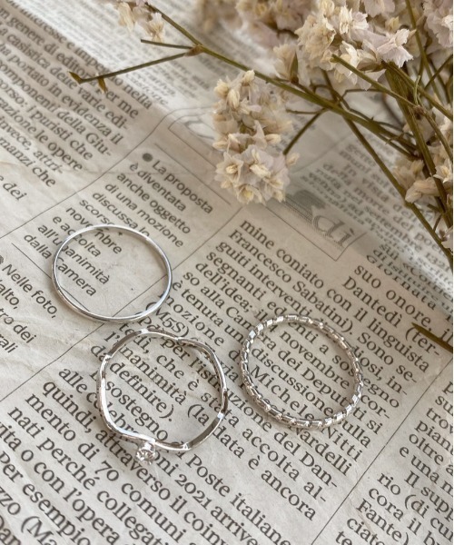 apres jour（アプレジュール）の「【apres jour×ARIAZ】アソート３セットリング（リング・レディース・ゴールド系その他2/シルバー系その他3/ゴールド/シルバー/シルバー系その他2/ゴールド系その他3・FREE）」の3枚目の写真