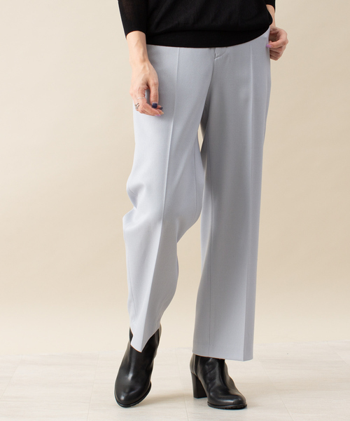 qualite（カリテ）の「ブライトサージストレートパンツ(通常丈)（その他パンツ・レディース・ベージュ/スモークピンク/ライトブルー/イエロー/ブラック・34/36/38/40）」の4枚目の写真