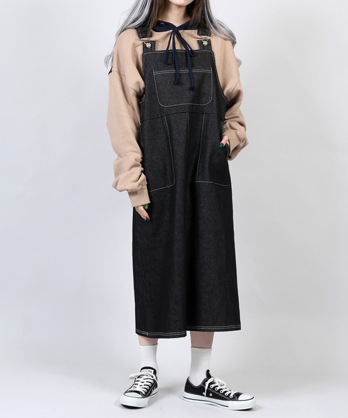 DING（ディング）の「DING/デニムジャンパースカート（ジャンパースカート・レディース・ブラック/インディゴブルー・FREE）」の3枚目の写真
