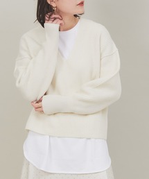 Vネックショートニット