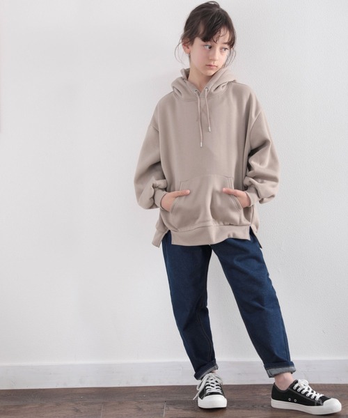 classicalelf(クラシカルエルフ)の「キッズ ゆるっと穿くルーズバルーンの無地テーパードパンツ(フルレングス)(デニムパンツ・キッズ・ブラック/ナチュラル/ワンウォッシュ・110/120/130/140/150)」の8枚目の写真