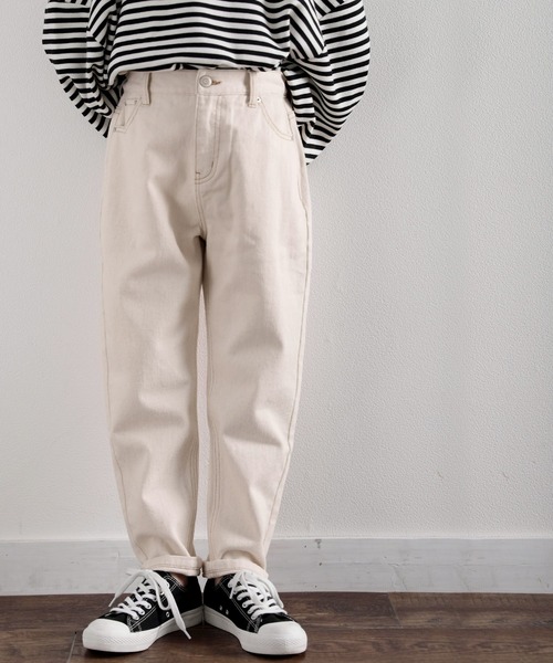 classicalelf(クラシカルエルフ)の「キッズ ゆるっと穿くルーズバルーンの無地テーパードパンツ(フルレングス)(デニムパンツ・キッズ・ブラック/ナチュラル/ワンウォッシュ・110/120/130/140/150)」の18枚目の写真