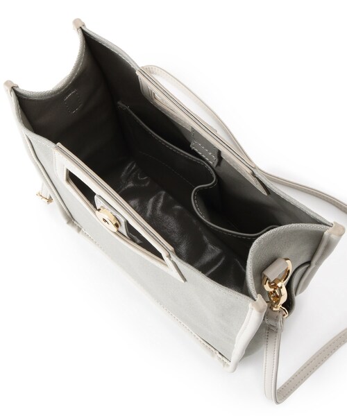 pink adobe（ピンクアドベ）の「◆【2WAY】パイピング スクエアショルダーバッグ（ショルダーバッグ・レディース・ブラック/グレー系/ブラウン系/サンドベージュ・00）」の8枚目の写真