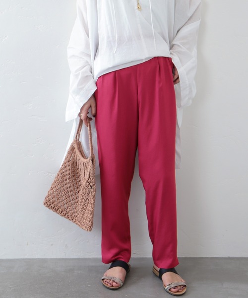 JOURNAL STANDARD（ジャーナルスタンダード）の「シルキーツイルテーパードパンツ◆（その他パンツ・レディース・ピンク/カーキ/ブラック・36/38）」の14枚目の写真