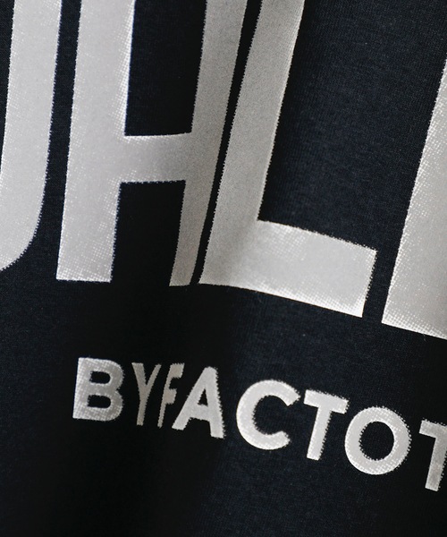 VALLIS by FACTOTUM（ヴァリスバイファクトタム）の「【VALLIS by FACTOTUM】《別注》カレッジロゴ ヘイズプリント クルーネックロンT（Tシャツ/カットソー・メンズ・アイボリー/ブラック/アッシュグレー/グレイッシュブルー・M/L）」の19枚目の写真