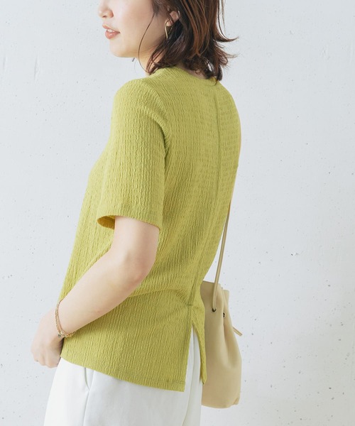 URBAN RESEARCH ROSSO（アーバンリサーチロッソ）の「バックスリットリンクルTシャツ（Tシャツ/カットソー・レディース・ブラック/ベージュ/グリーン系その他・FREE）」の15枚目の写真