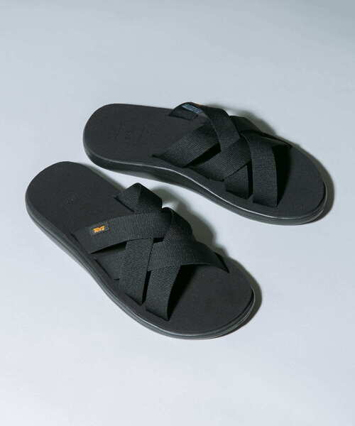 Teva(テバ)の「Teva VOYA SLIDE(サンダル・メンズ・ブラック・9/8/10)」の1枚目の写真