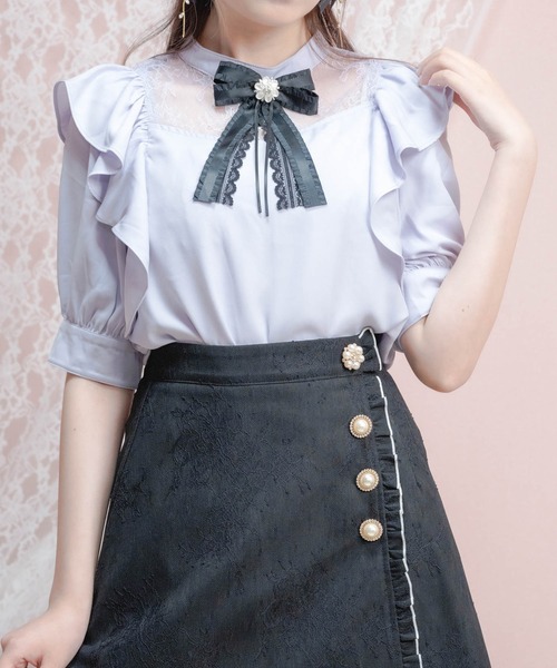ROJITA(ロジータ)の「デコルテ開きラッフルブラウス(シャツ/ブラウス・レディース・パープル/ホワイト/ブラック・FREE)」の21枚目の写真