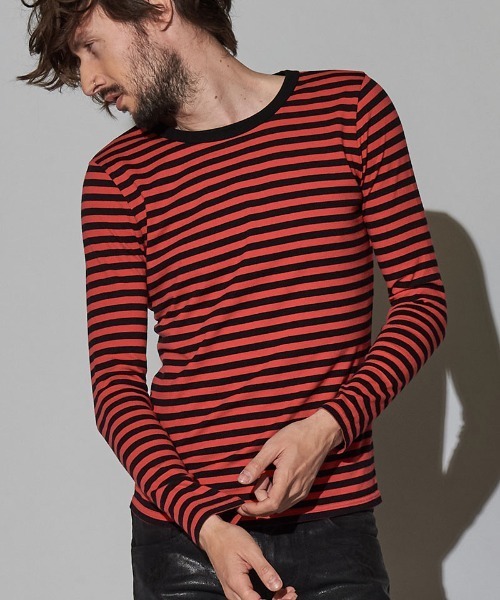 NO ID.（ノーアイディ）の「mlt3456-ボーダーロンＴ（Tシャツ/カットソー・メンズ・ブラック×グレー/ブラック×レッド/ホワイト×ブラック/ブラック×パープル・1/2）」の9枚目の写真