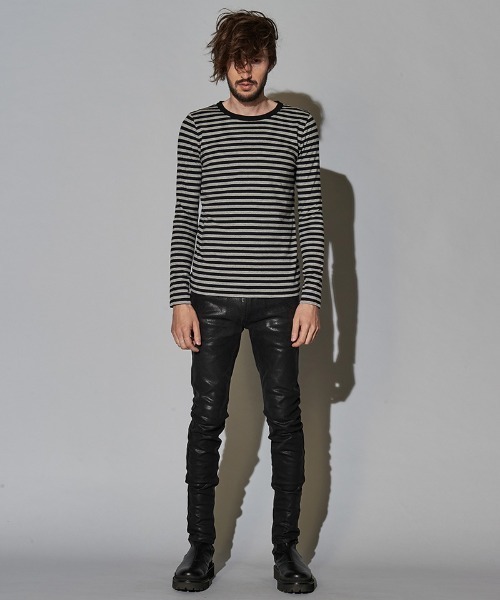 NO ID.（ノーアイディ）の「mlt3456-ボーダーロンＴ（Tシャツ/カットソー・メンズ・ブラック×グレー/ブラック×レッド/ホワイト×ブラック/ブラック×パープル・1/2）」の14枚目の写真