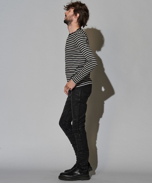 NO ID.（ノーアイディ）の「mlt3456-ボーダーロンＴ（Tシャツ/カットソー・メンズ・ブラック×グレー/ブラック×レッド/ホワイト×ブラック/ブラック×パープル・1/2）」の15枚目の写真