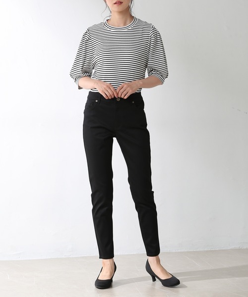 Honeys（ハニーズ）の「スリムカラースキニー（股下６７ｃｍ）（その他パンツ・レディース・カーキ/ブラウン/ネイビー/ライトベージュ/ブラック/ピンク系その他/アイボリー/ライトカーキ/スミクロ・SS/S/M/LL/L）」の10枚目の写真