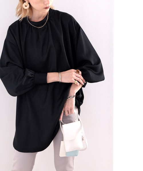 classicalelf（クラシカルエルフ）の「際立つ光沢感。2wayダブルボタンシャツ（シャツ/ブラウス・レディース・ホワイト/ライトグレー/ブラック/ベージュ/グレイッシュベージュ・MEDIUM/LARGE/X-LARGE/SMALL）」の8枚目の写真