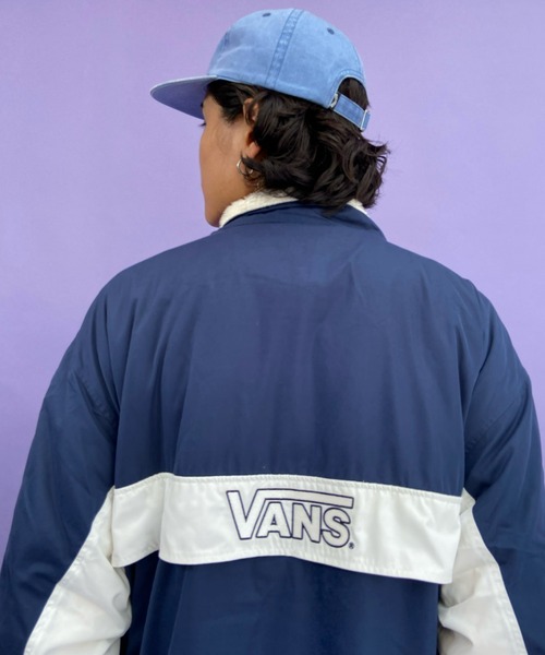 VANS(バンズ)の「【ムラサキスポーツ別注】VANS/バンズ リバーシブル ボアジャケット 121C1080123(ナイロンジャケット・メンズ・ネイビー/カーキ/ブラウン・XL/M/L)」の11枚目の写真