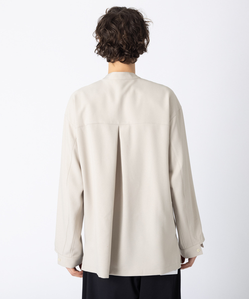 MYSELF ABAHOUSE(マイセルフアバハウス)の「【MYSELF ABAHOUSE】POLY WOOLLY TWILL ポリウーリーツイル オーバーサイズ ブッチャーシャツ(シャツ/ブラウス・メンズ・ベージュ/グレイッシュベージュ/カーキ/グレイッシュブルー・46/48)」の10枚目の写真