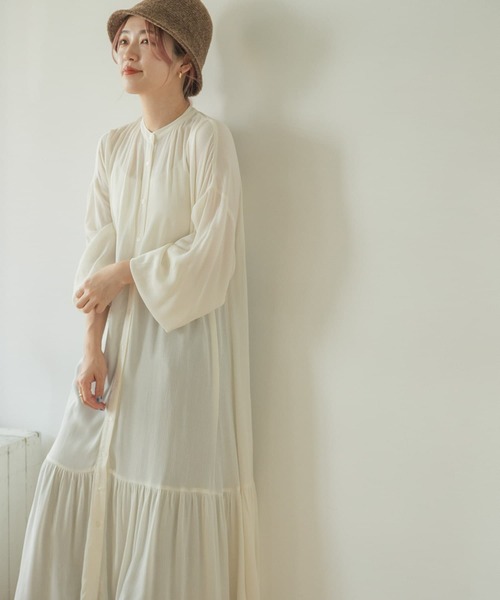 ITEMS URBANRESEARCH(アイテムズ アーバンリサーチ)の「ヨウリュウティアードワンピース(ワンピース・レディース・オフホワイト/イエロー/ブラック・FREE)」の2枚目の写真