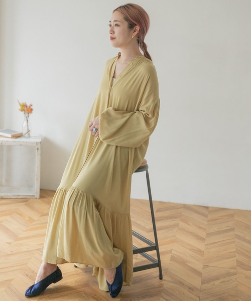 ITEMS URBANRESEARCH(アイテムズ アーバンリサーチ)の「ヨウリュウティアードワンピース(ワンピース・レディース・オフホワイト/イエロー/ブラック・FREE)」の10枚目の写真