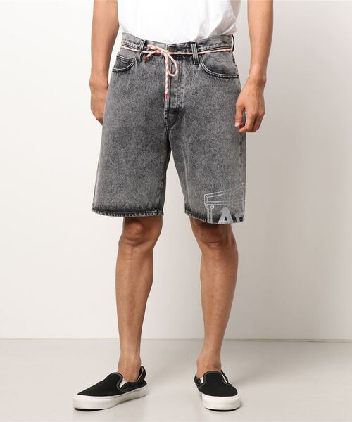 ARIES（アリーズ）の「【ARIES / アリーズ】 TEMPLE ACIDWASH DENIM SHORTS（デニムパンツ・メンズ・ブラック・30）」の4枚目の写真