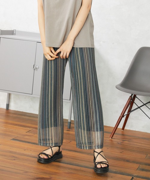 Rewde(ルゥデ)の「マルチストライプジャガードパンツ(1R12-07074)(その他パンツ・レディース・ブラック/グレー/ブルー・M)」の3枚目の写真