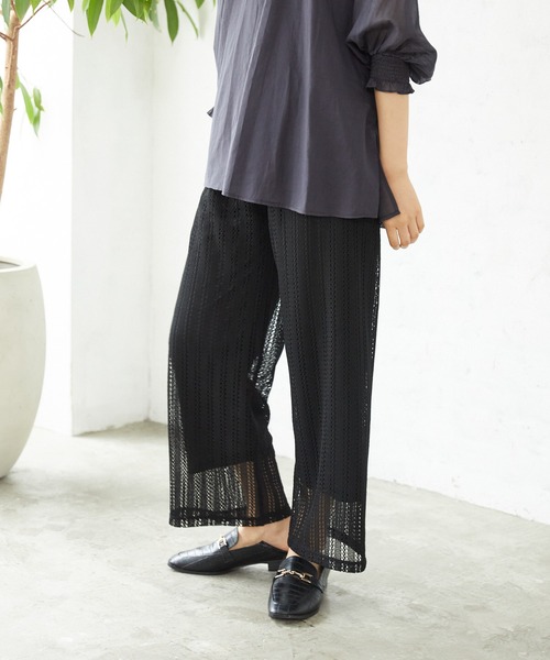 Rewde(ルゥデ)の「マルチストライプジャガードパンツ(1R12-07074)(その他パンツ・レディース・ブラック/グレー/ブルー・M)」の2枚目の写真