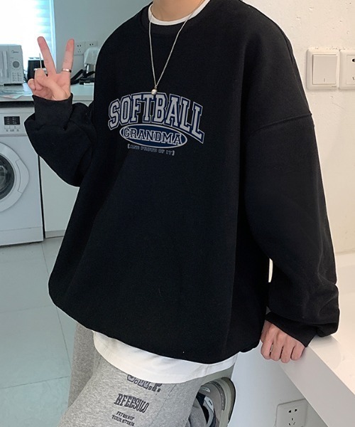 MGV（エムジーヴィー）の「カレッジプリント　ルーズシルエットトレーナー（スウェット・メンズ・ホワイト/ブラック/グレー・MEDIUM/LARGE/X-LARGE）」の14枚目の写真