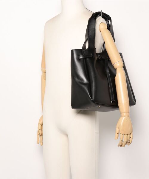 MONICA（モニカ）の「ベルトモチーフA4トートバッグ（トートバッグ・レディース・アイボリー/グレイッシュベージュ/ブラック/ピンクベージュ/オリーブ・FREE）」の8枚目の写真