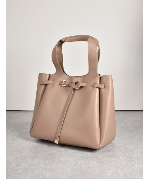 MONICA（モニカ）の「ベルトモチーフA4トートバッグ（トートバッグ・レディース・アイボリー/グレイッシュベージュ/ブラック/ピンクベージュ/オリーブ・FREE）」の10枚目の写真