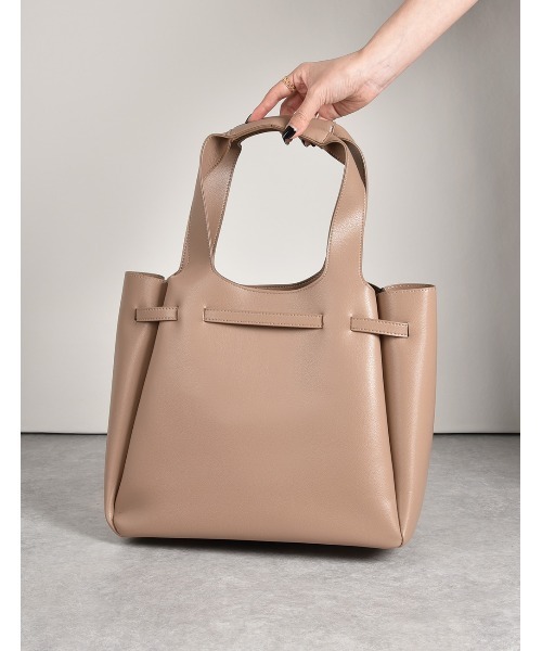 MONICA（モニカ）の「ベルトモチーフA4トートバッグ（トートバッグ・レディース・アイボリー/グレイッシュベージュ/ブラック/ピンクベージュ/オリーブ・FREE）」の16枚目の写真