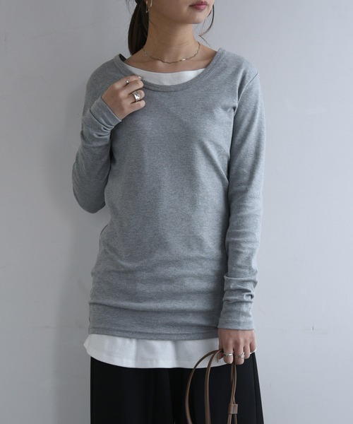 and it_(アンドイット)の「【日本製】 涙開きスムースコットンロングカットソー(Tシャツ/カットソー・レディース・オフホワイト/杢グレー/オートミール/ネイビー/ラベンダー/マスタード/モカ/ブルー/ブルーグリーン/ブラック/ワインレッド/チャコールグレー・MEDIUM/X-LARGE/LARGE)」の5枚目の写真