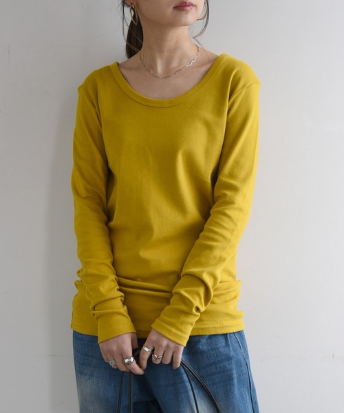 and it_(アンドイット)の「【日本製】 涙開きスムースコットンロングカットソー(Tシャツ/カットソー・レディース・オフホワイト/杢グレー/オートミール/ネイビー/ラベンダー/マスタード/モカ/ブルー/ブルーグリーン/ブラック/ワインレッド/チャコールグレー・MEDIUM/X-LARGE/LARGE)」の11枚目の写真