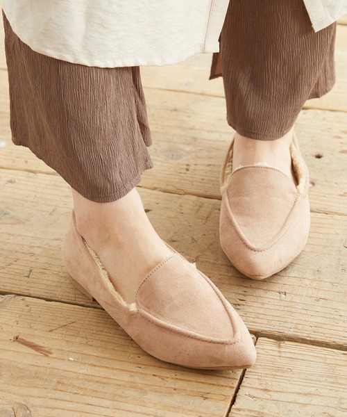 menue（メヌエ）の「フェイクムートンパンプス モカシン（パンプス
