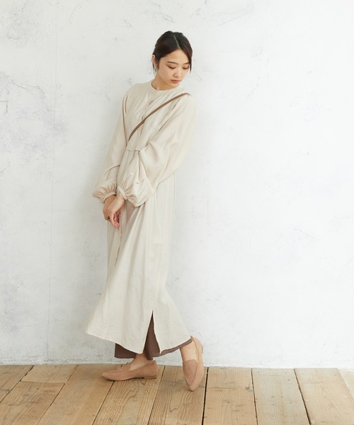 menue(メヌエ)の「フェイクムートンパンプス モカシン(パンプス・レディース・アイボリー/ブラック/ベージュ/グレイッシュベージュ/キャメル/チャコールグレー/レオパード/ライトグレー/ダークブラウン/ブラック系その他・XS/S/M/L/LL/3L)」の14枚目の写真