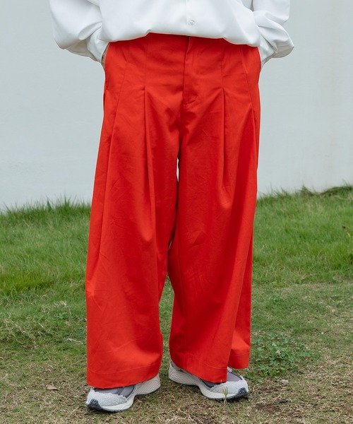 kutir（クティール）の「ワイドタックストレートパンツ（その他パンツ・メンズ・ダークブラウン/オレンジ/グリーン/マスタード・SMALL/MEDIUM/LARGE）」の4枚目の写真