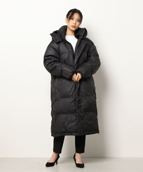 SHU(シュー)の「WIDE DOWN JACKET(ダウンジャケット/コート・レディース・ブラック・M/L)」の6枚目の写真