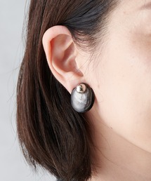 ear PAPILLONNER | 水牛角オーバルイヤリング(イヤリング)