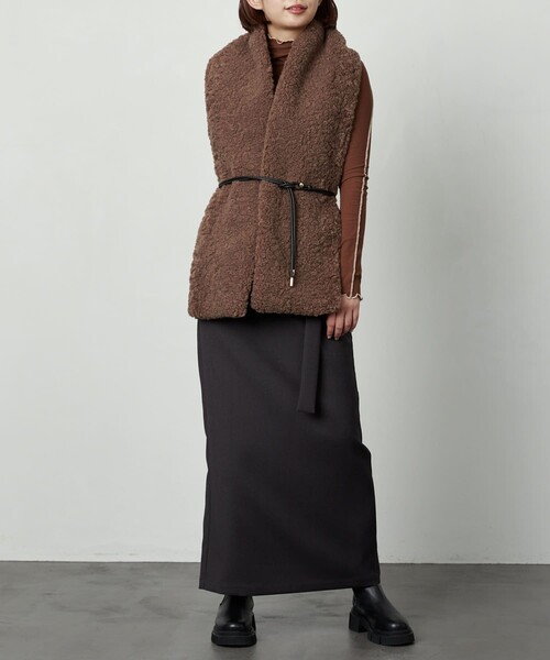 Firsthand(ファーストハンド)の「Firsthand/ファーストハンド マルチウェイボアストール(マフラー・レディース・キャメル/ブラック・ONE SIZE)」の15枚目の写真