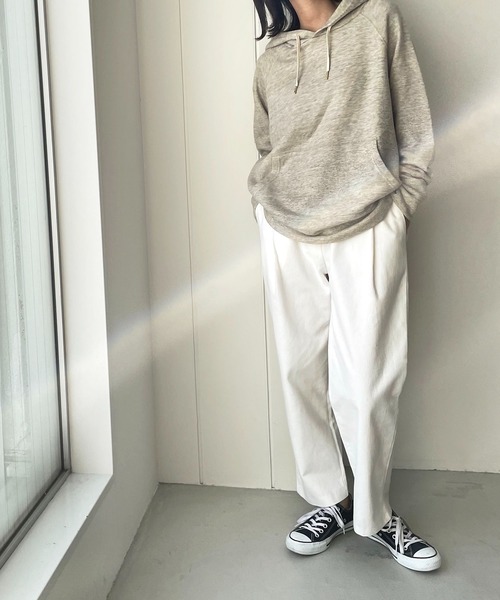CANAL JEAN(キャナルジーン)の「harmonie(アルモニ) マシュマロ裏毛ラグランプルパーカー(パーカー・レディース・ホワイト/チャコールグレー/ブラック/グレー/モカ/オートミール・ONE SIZE)」の14枚目の写真
