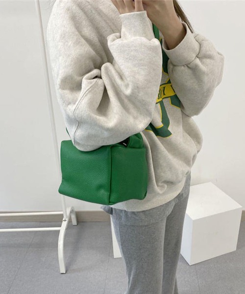 lala Born（ララボーン）の「2wayカラーポーチバッグ（ショルダーバッグ・レディース・ブラック/オレンジ/グリーン・FREE）」の6枚目の写真