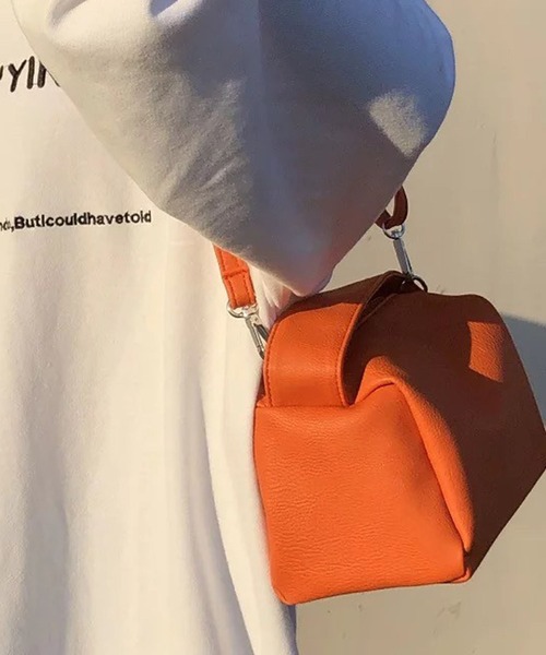 lala Born（ララボーン）の「2wayカラーポーチバッグ（ショルダーバッグ・レディース・ブラック/オレンジ/グリーン・FREE）」の19枚目の写真