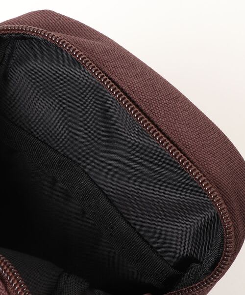 MLB(メジャーリーグベースボール)の「【MLB / メジャーリーグベースボール】チームロゴ刺繍 ミニショルダーバッグ(ショルダーバッグ・メンズ・ブラック/ブラウン/ブルー/グリーン/A・ONESIZE)」の7枚目の写真