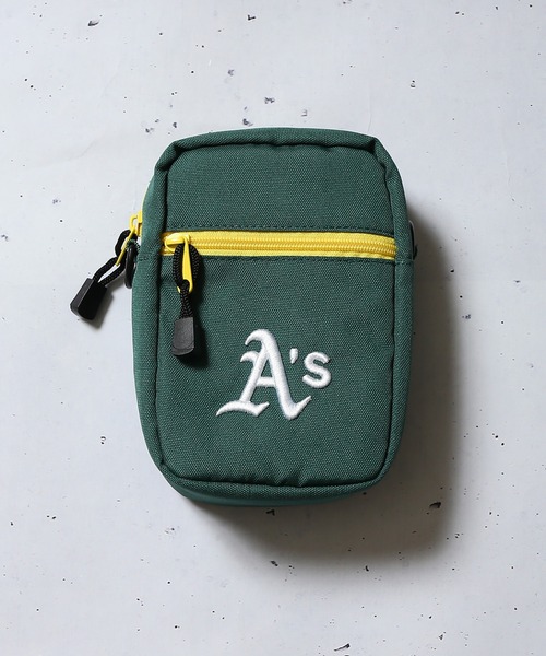 MLB(メジャーリーグベースボール)の「【MLB / メジャーリーグベースボール】チームロゴ刺繍 ミニショルダーバッグ(ショルダーバッグ・メンズ・ブラック/ブラウン/ブルー/グリーン/A・ONESIZE)」の16枚目の写真
